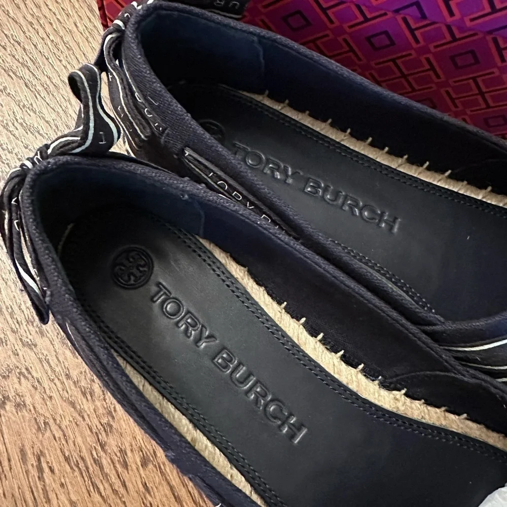 NWT! NEW! Tory Burch Ribbon Canvas Espadrilles -Perfect Navy limited size